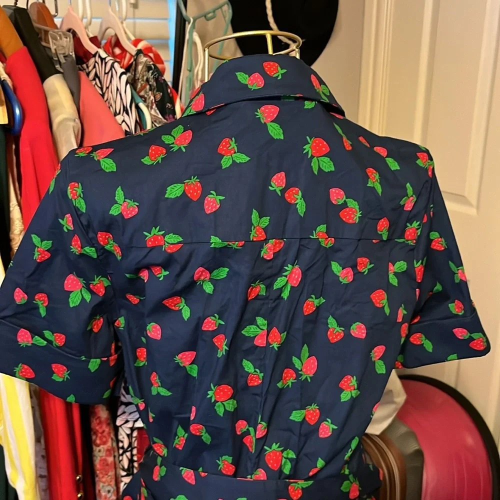 Kate Spade ♠️ strawberry shirt dress - Picture 12 of 14